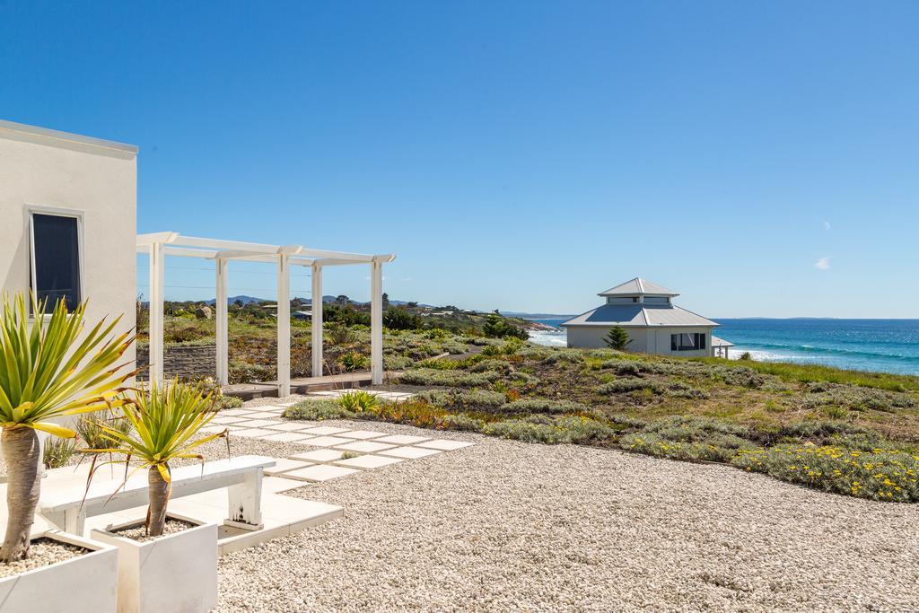 Saltwater - Absolute Oceanfront, Fire Pits, Some Villas With Hot Tubs And Sauna Falmouth Exterior foto